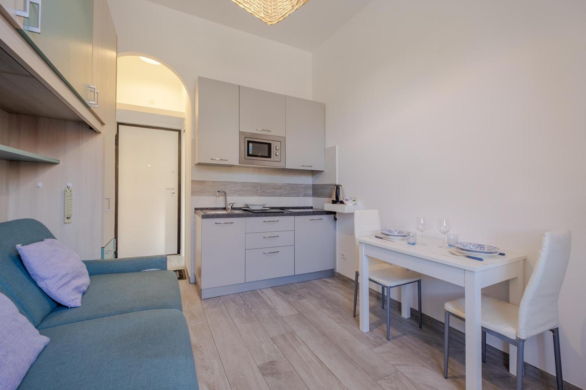Casa Olga Apartment ซานบาร์โตโลเมโอ อัล มาเร ภายนอก รูปภาพ